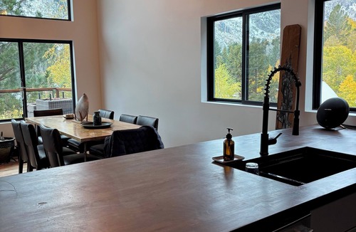 June Lake Apartment | Just built in 2024! Top floor 2 bed 1.5 bath APT in beautiful June Lake!
