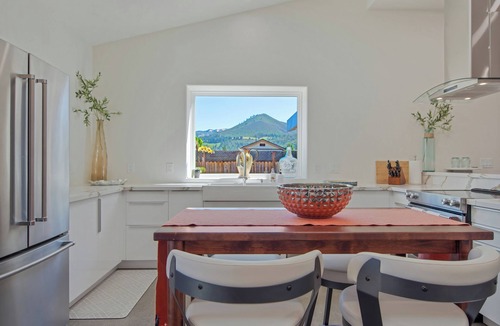 Kenwood House | Kenwood Wine Country Cottage