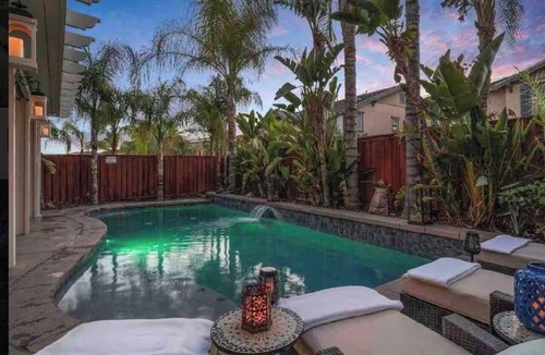 Lake Elsinore House | Kimberly's Chandelier Château Salt Pool & XL Hot Tub