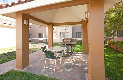 Tech Terrace Condo | King Suite. Shared Pool & Hot Tub. Free Breakfast. Near Texas Tech University & University Medical Center.