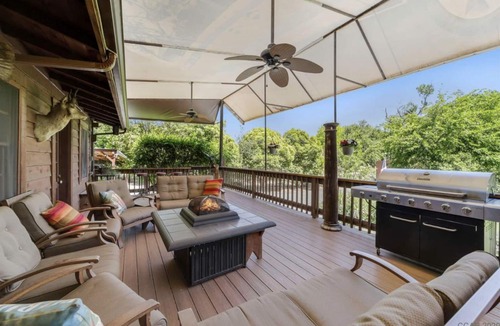 Knights Ferry House | Knights Ferry Riverfront Home w/Pool Table