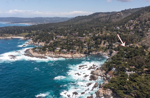 Carmel Highlands House | L'Auberge costal carmel cove Brad pitt suite