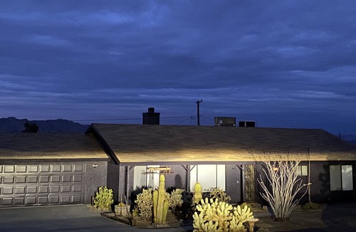 Joshua Tree House | La Bandita Retreat, Pool, Epic Views, Min. to JT National Park & Town
