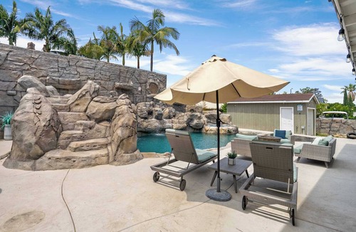Northwest San Pedro House | LA Harbor 5BR | Water Slide, Hot Tub & Games | C&C