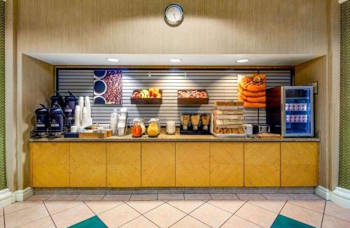Fremont Hotel | La Quinta Inn & Suites by Wyndham Fremont Silicon Valley