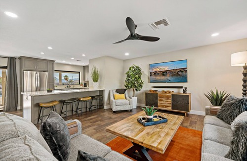 Lake Havasu City House | Lake Havasu Retreat Pool Spa Firepit Game Room RV Hookups WOW!