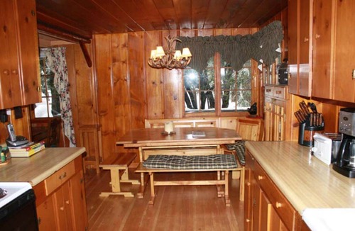 Twain Harte House | " Lake Privilege" Walk to town, Original Twain Harte Cabin updated, Sleeps 6,