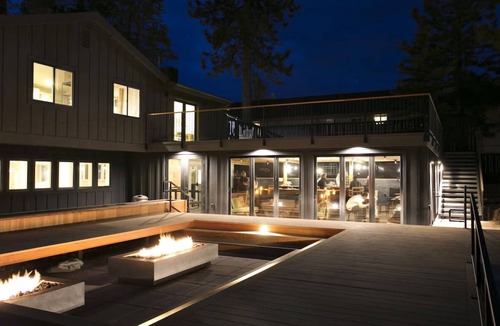 Lakeside Park House | Lake Tahoe Getaway! Comfortable Suite with Private Whirlpool! Pets Allowed!