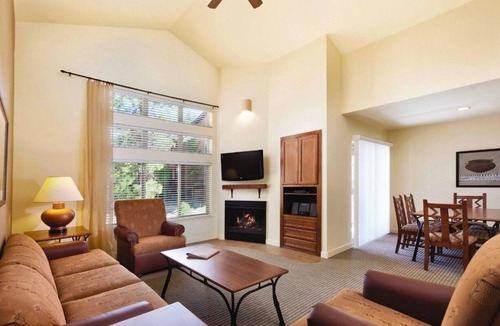 Elk Point Resort | Lake Tahoe | Group Lake Retreat | Pool + Lake | 2BR Twin