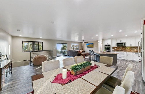 Upper Kingsbury House | Lake Tahoe Luxury View Retreat Mv21