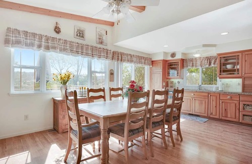 Copperopolis House | Lake View Peace, Serenity, and Memories