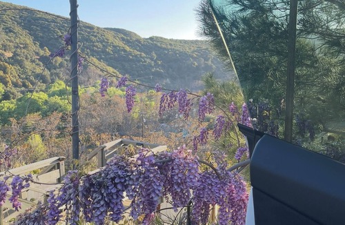 Lake Hughes House | Lake View Retreat in the Mountains —1 Hr from LA