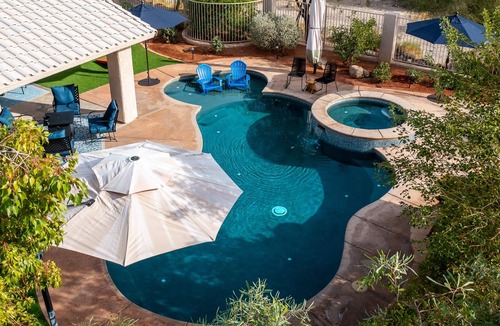 Lake Havasu City House | Lake View Tropical Oasis - Pool & Spa- RV Parking -AMAZING!