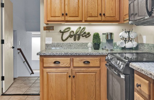 Oak Shores House | Lake Views + Game Room | Oak Shores, Lake Nacimiento | Naci Lakeview Retreat