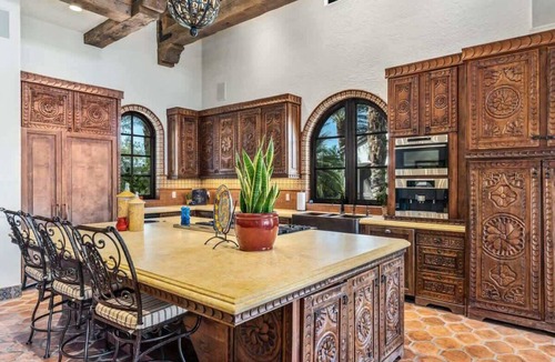 Indio House | Lakefront 6BR Estate | Private Beach, Pool & Dock