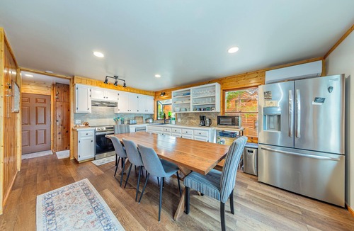 Bass Lake Cabin | Lakefront Cabin with Private Beach, Redwood Dock, Kayaks & Stargazing Dome