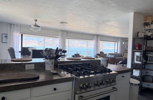 Wofford Heights House | Lakefront property