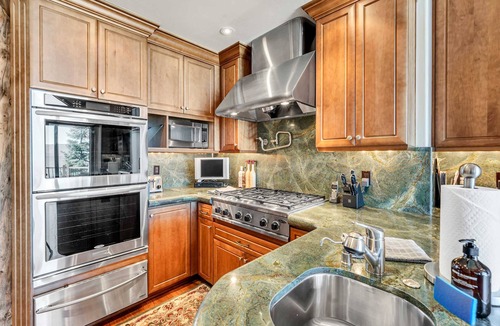 South Lake Tahoe House | Lakefront w/Pier & Buoy | Mins From Emerald Bay