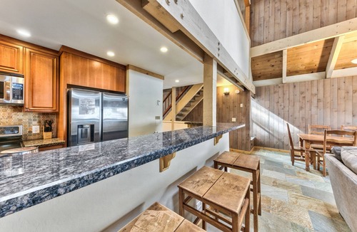 South Lake Tahoe House | Lakeland Village #511 - 4BR/3BA Heart of Tahoe