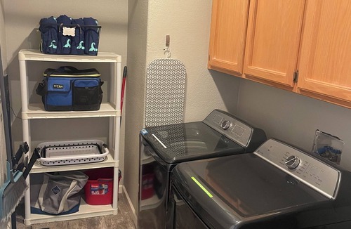 Lake Havasu City House | Lakelivin, boat parking, close to lake, heated pool