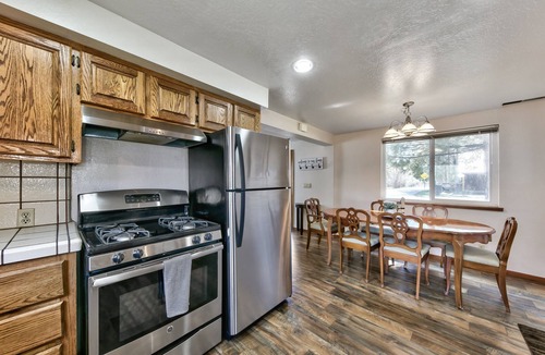 South Lake Tahoe House | Lakeside Beach Retreat 4 bedrooms steps to Lake Tahoe Lakeside Beach