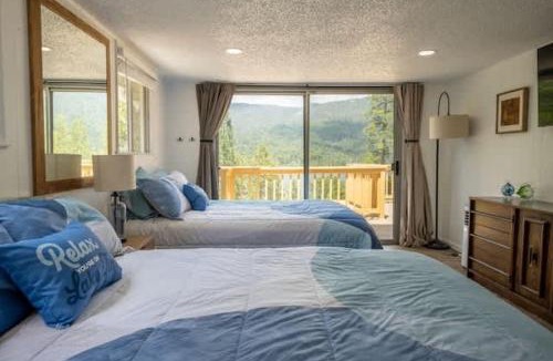 Wishon Apartment | Lakeview Haven - Boat Slip - Dog Friendly - Sleeps 16