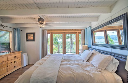 Cedar Glen Cabin | ‘Lakeview Lodge’ Fit for Groups < 1 Mile to Lake!