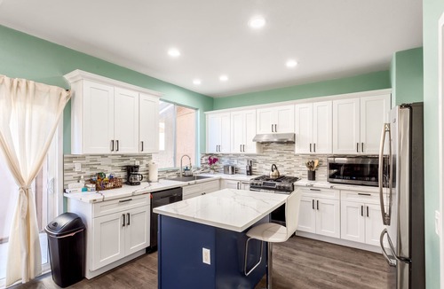 Lake Elsinore House | Lakeview Retreat in Elsinore with Pool & Hot Tub