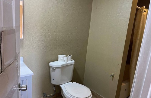 Lancaster Apartment | Lancaster, CA | Queen Bed