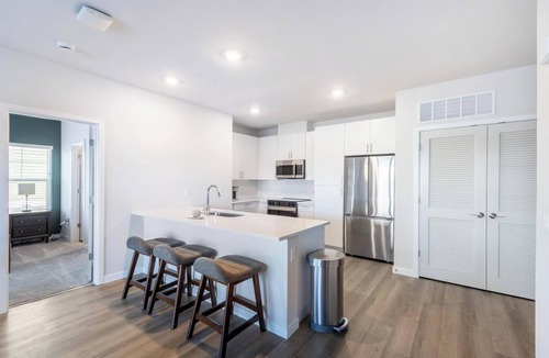 Santa Rosa Apartment | Landing | Amazing 1BD, Clubhouse, Courtyard