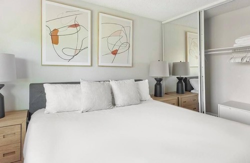 Fair Oaks Apartment | Landing at 98Hundred - 2 Bedrooms in Downtown Fair Oaks