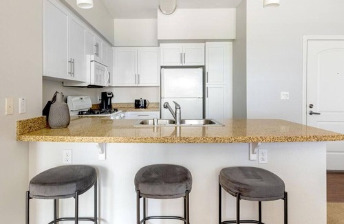 Oxnard Apartment | Landing at Artisan Apartments at East Village - 1 Bedroom in West Village