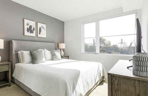 Downtown Apartment | Landing at Bell South City - 2 Bedrooms in Downtown