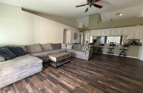Sunridge Estates House | Large 3-bedroom Pool Home in Bullhead City close to the Casinos, Lake and River