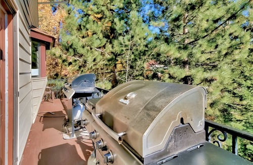 Zephyr Cove House | Large mountain chalet with beautiful views of Lake Tahoe and Heavenly Resort