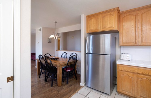 Motel District Condo | Large Sunny Pismo Beach Condo Down the Street From the Beach!