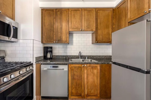 Enterprise Hotel | Las Vegas Retreat with Free Parking and Onsite Pool Near Airport | 2 Units