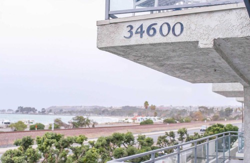 Capistrano Beach Condo | LAST MINUTE Hilton resort 500USD value @ 200USD per night! BBQ equipped balcony!
