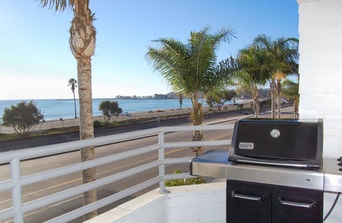 Capistrano Beach Condo | LAST MINUTE Hilton resort 500USD value @ 200USD per night! BBQ equipped balcony!