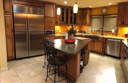 Warm Sands House | LAZY RIVER! LARGE POOL! STAYS COOL! 8ft deep plus river