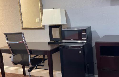 Anaheim Resort Hotel | Legacy inn & suites
