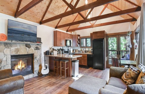 Kings Beach Cabin | Lewis Lair - Renovated, Dog-Friendly, Lake & Ski