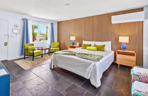 Desert Hot Springs Hotel | Lido Palms Resort and Spa
