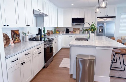 Lincoln Acres House | Lime Light La Mesa New 4BR 3BA, Group Friendly