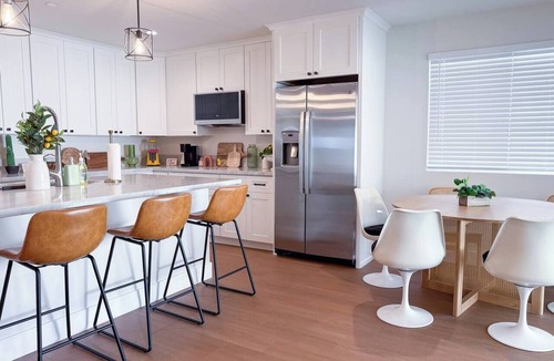 Lincoln Acres House | Lime Light La Mesa New 4BR 3BA, Group Friendly