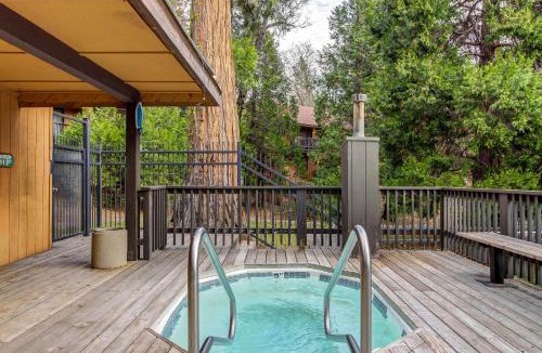 Shaver Lake Apartment | Living Pines Condominium