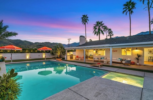 Palm Springs House | Living The Desert Way - Expansive 5‑Bedroom with Pool, Spa, Fire Pit & Stunning Mountain Views