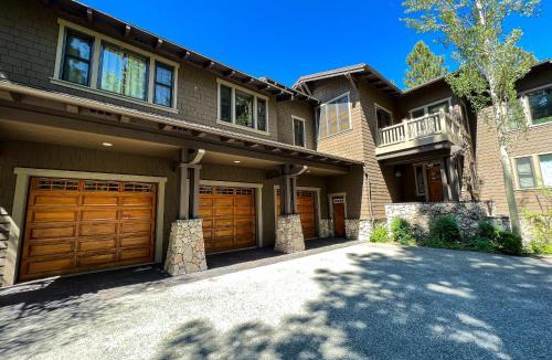 Crooked Pines House | Lodestar #2001 home