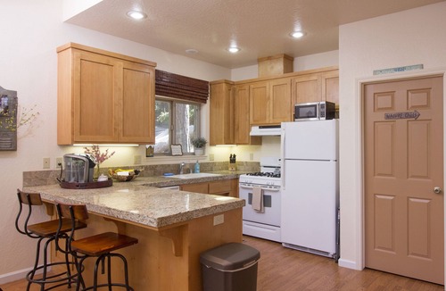 Long Barn Cabin | Lodge at the Lake near Pinecrest/Dodge Ridge *WiFi*