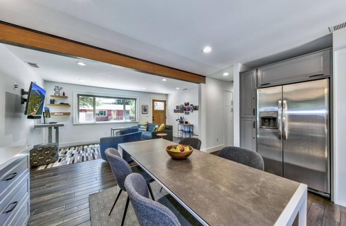 Tahoe Paradise House | LodgeChic - Pet friendly, Hot Tub